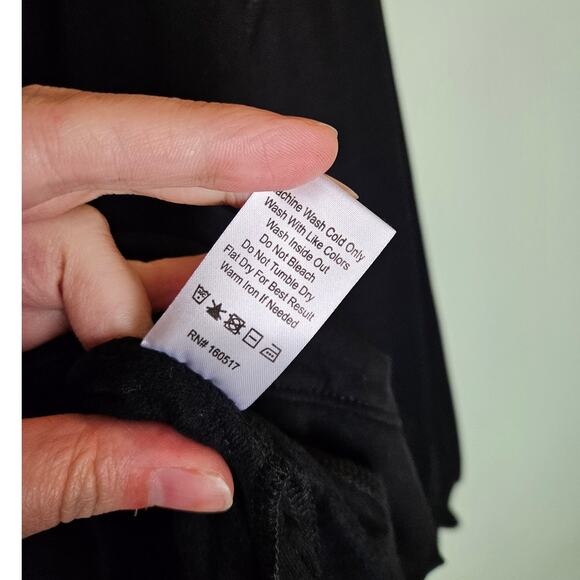 Found Los Angeles Soft Black Hem Cozy Sweatershirt Women's Size Small - Picture 10 of 10